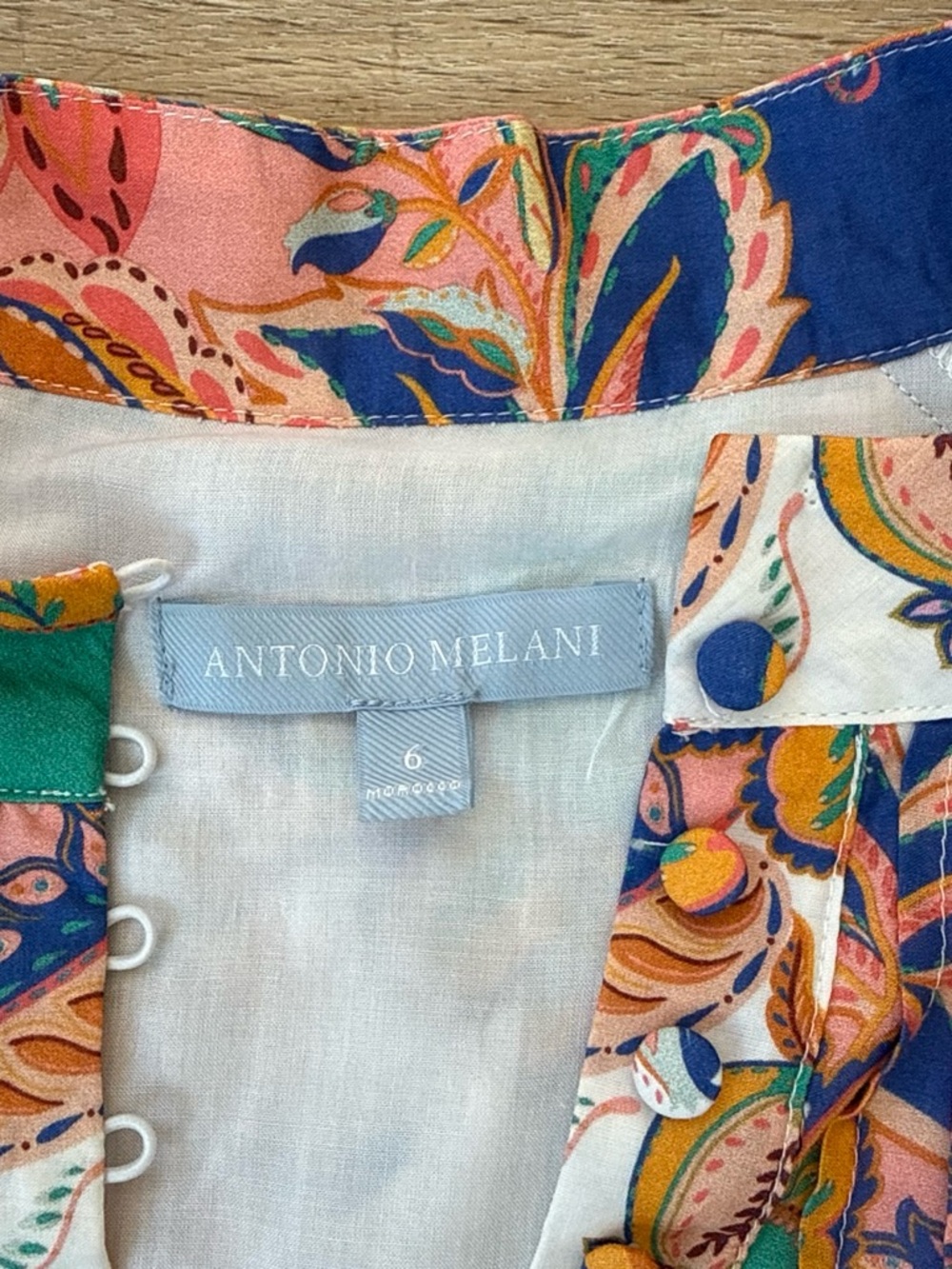 ANTONIO MELANI Paisley Button-Front Dress in Navy, Coral & Green 6 - Picture 2 of 5